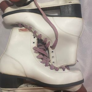 Roller Derby Women’s skates size 6